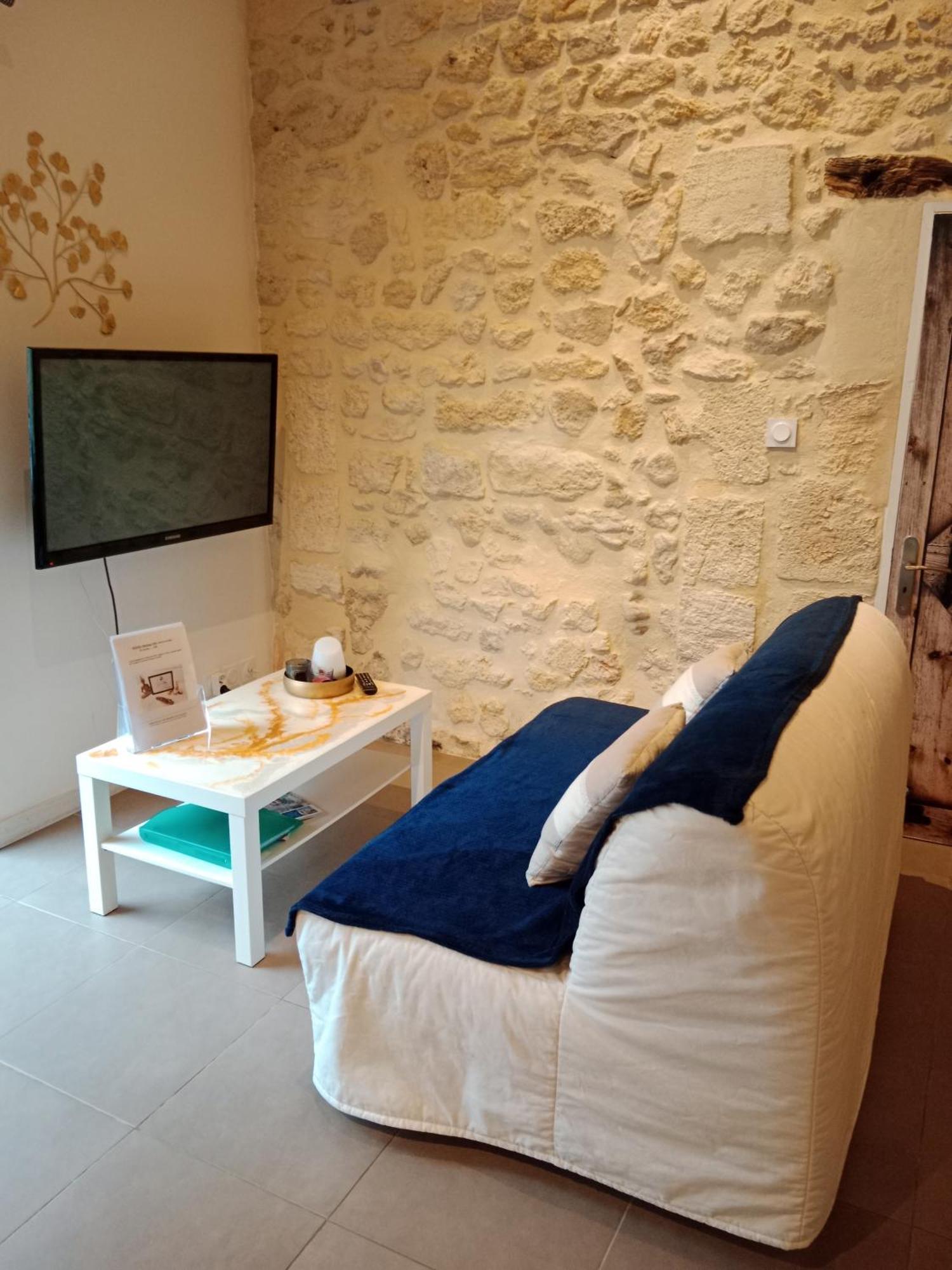 Le Cosy Cabarieu Bed & Breakfast Saint-Andre-de-Cubzac Bagian luar foto